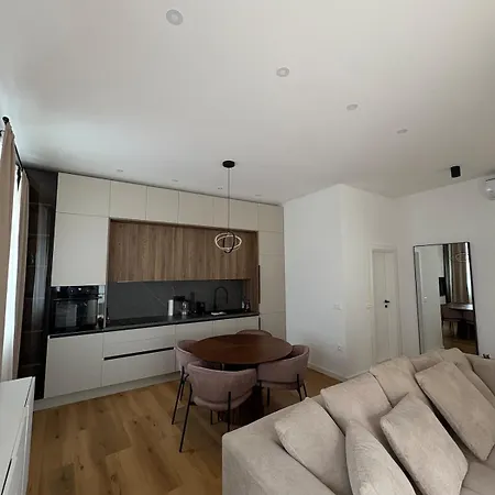 Nude Oasis 2 Apartman Makarska