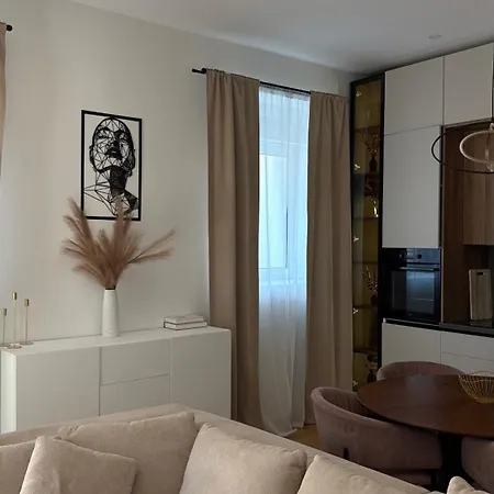 Nude Oasis 2 Makarská
